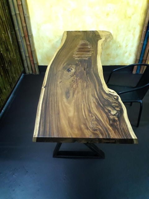 Acacia Table, Single wood slab, office table, Massive wood, dense wood, Natural wood, Ideal height
