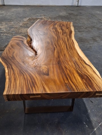 Large acacia slab table (3)