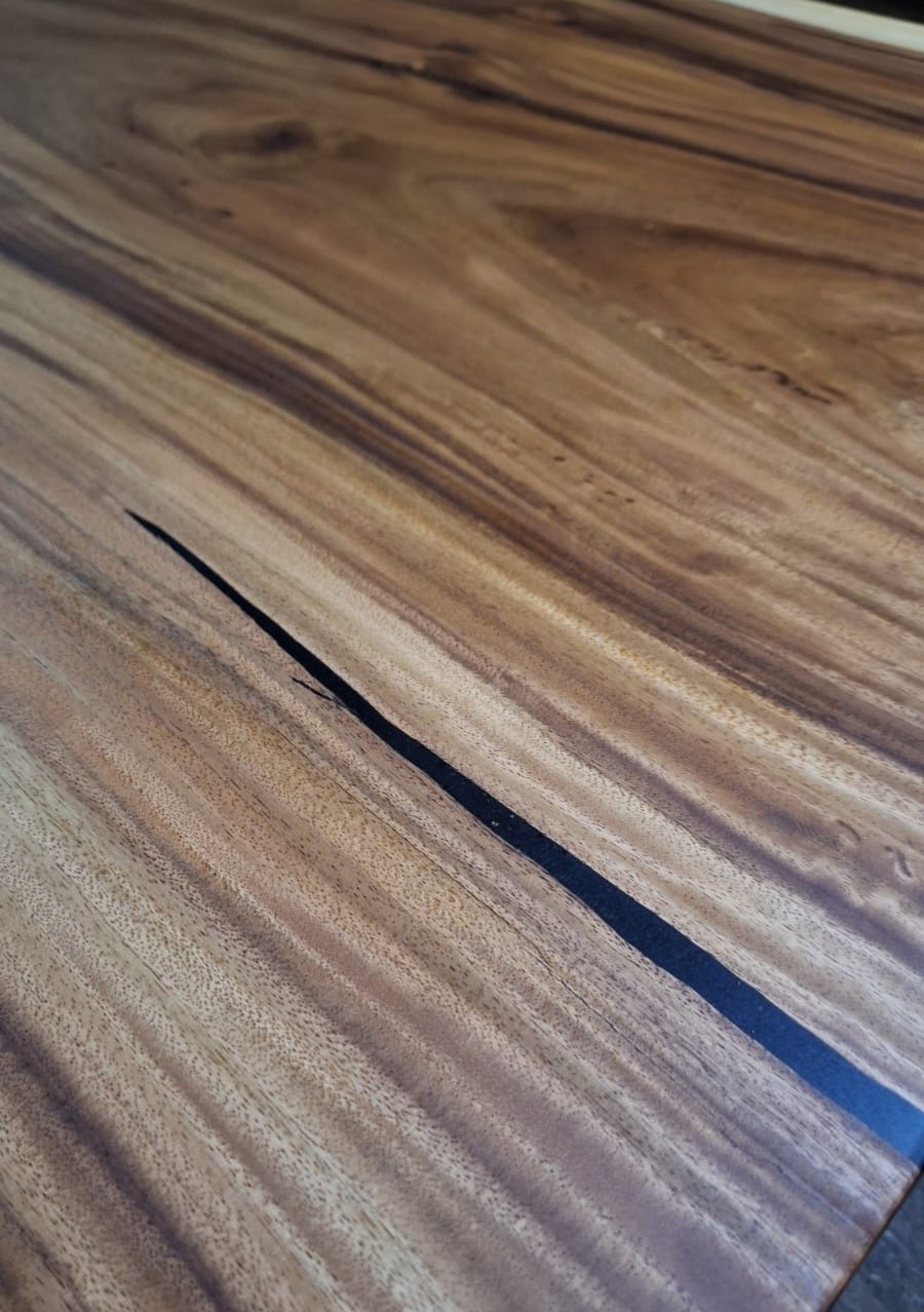 Small acacia slab table (5)